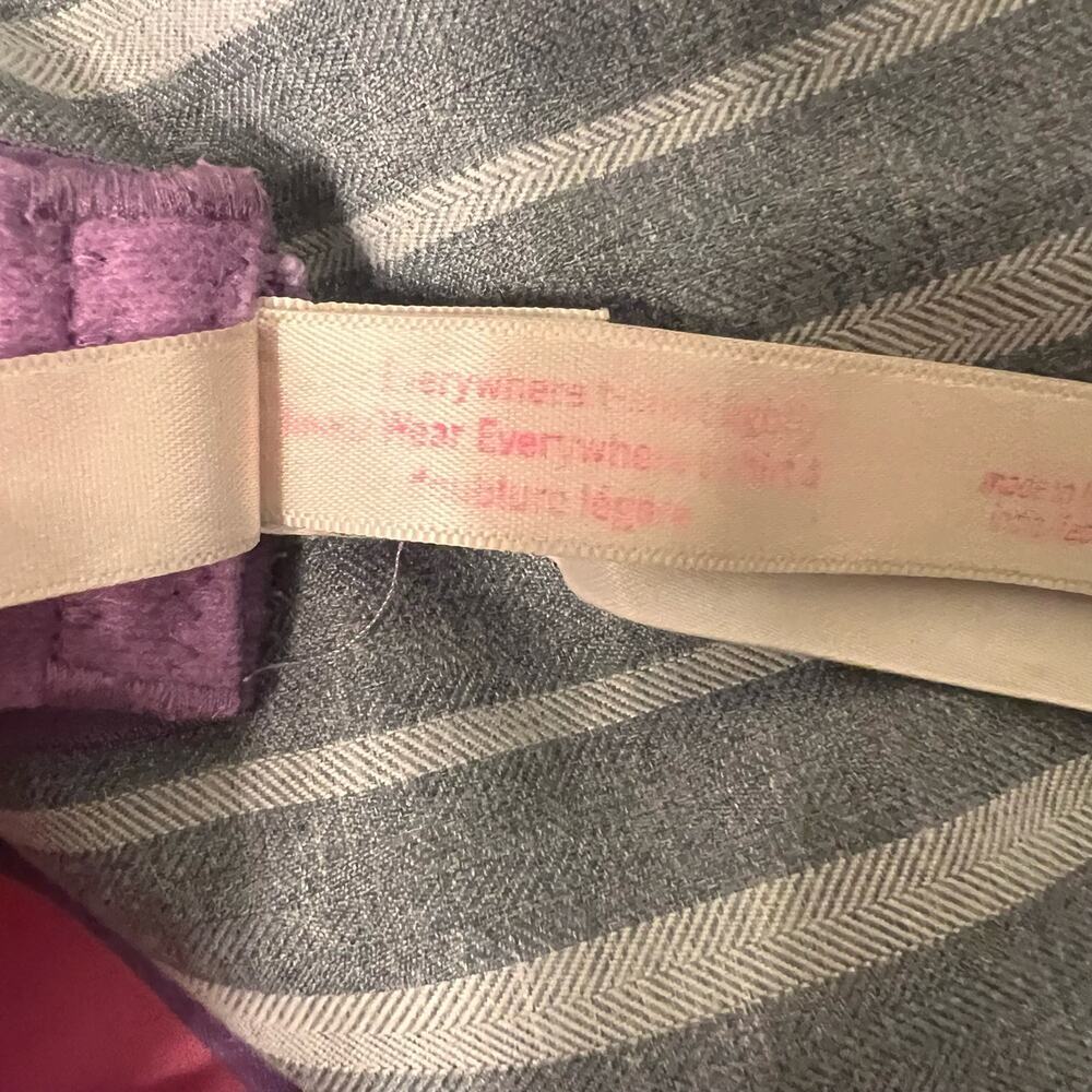 PINK Lilac Purple Wear Everywhere Lightly Lined T-Shirt Logo Band Bra Size 32DD - Picture 7 of 9